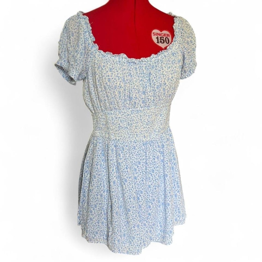 Hollister Blue White Floral Babydoll Dress Romper Pockets Ruffles Smocked Large